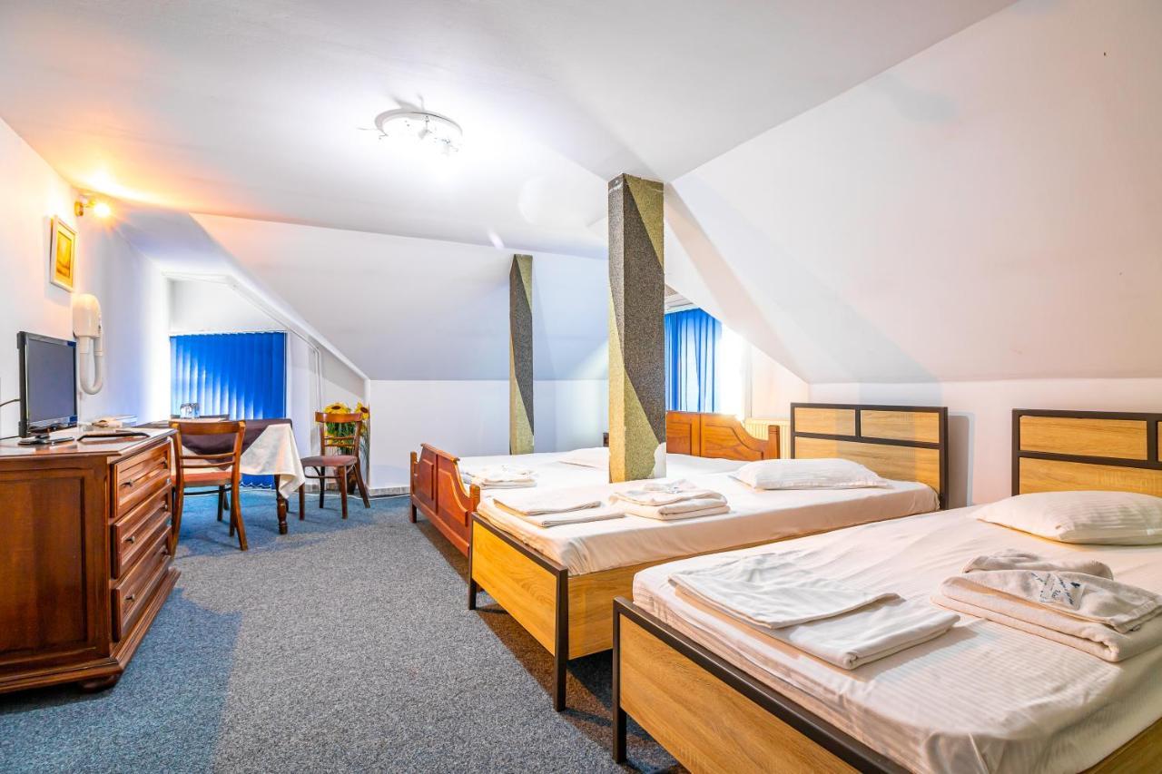 Motel Dasiana Târgu Jiu Zewnętrze zdjęcie