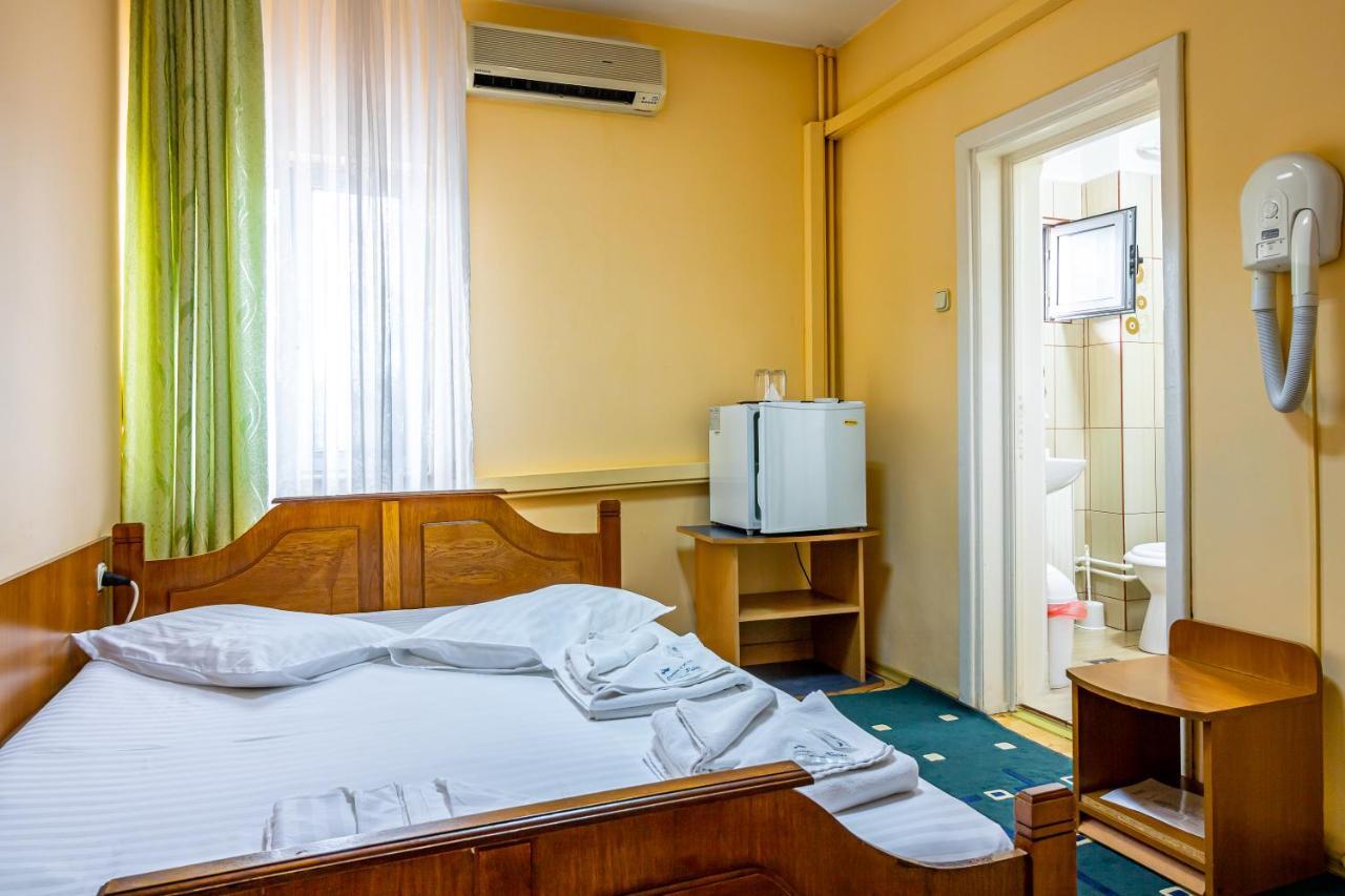 Motel Dasiana Târgu Jiu Zewnętrze zdjęcie