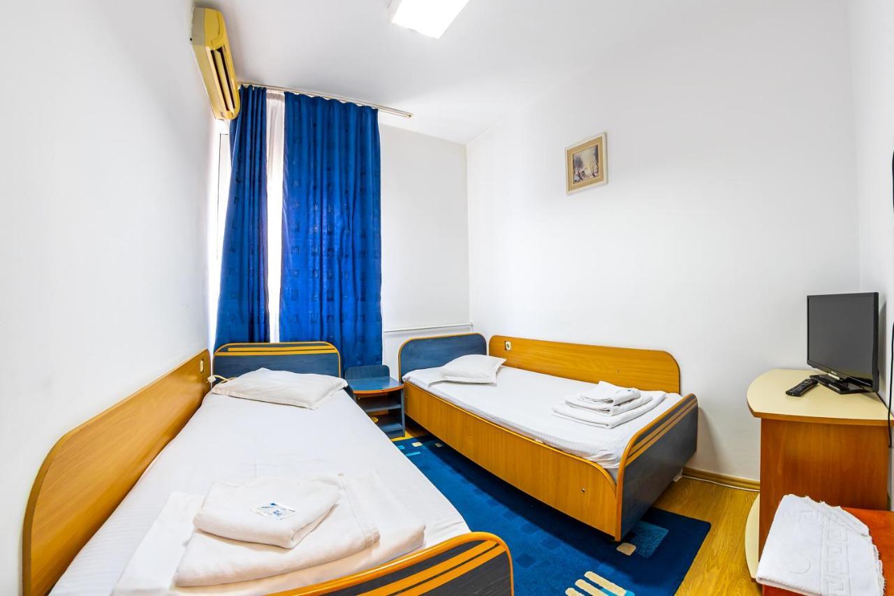 Motel Dasiana Târgu Jiu Zewnętrze zdjęcie