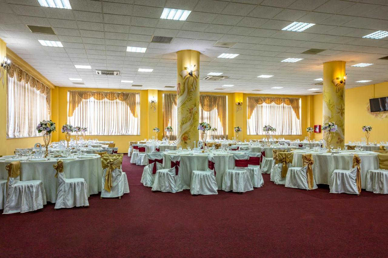 Motel Dasiana Târgu Jiu Zewnętrze zdjęcie